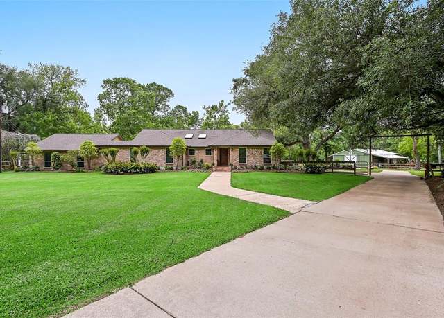 Property at 2703 Mckeever Rd, Rosharon, TX 77583, 4 beds, 2 baths
