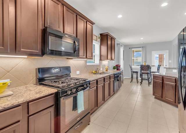 Property at 301 Cabernet Dr, Alvin, TX 77511, 4 beds, 2.5 baths