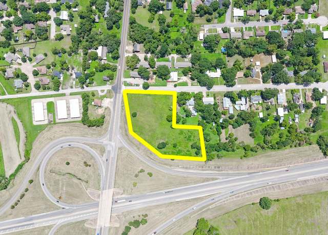 Property at 102 S Dixie St, Brenham, TX 77833