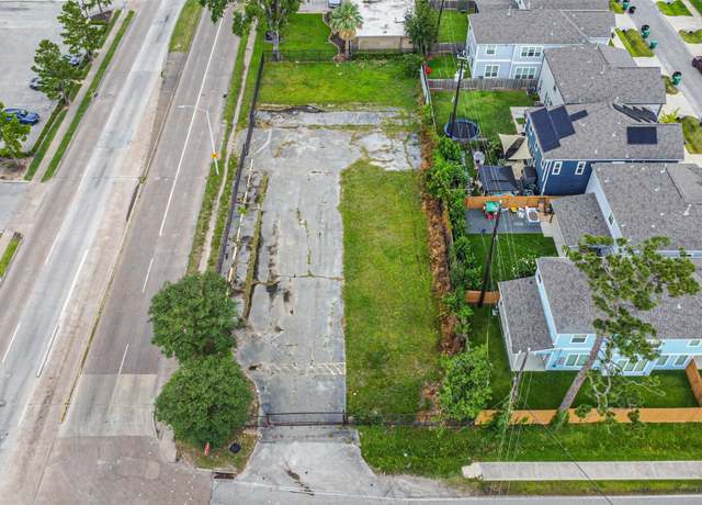 Property at 3527 Ella Blvd, Houston, TX 77018