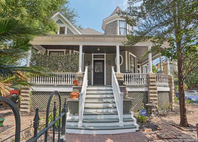 Property at 504 Fairview Ave, Houston, TX 77006, 2 beds, 2 baths