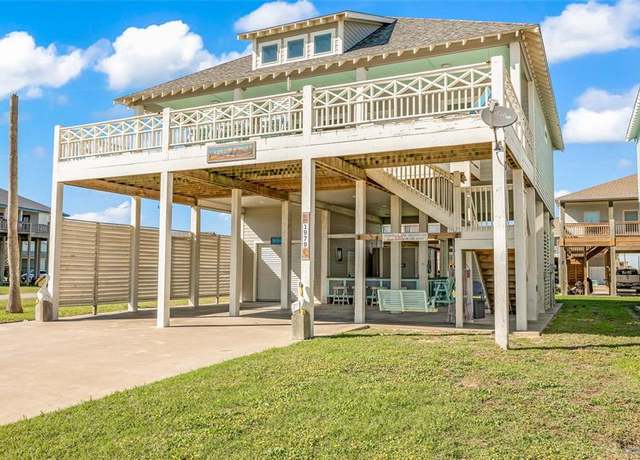 Property at 1979 Matt Dr, Crystal Beach, TX 77650, 3 beds, 2 baths