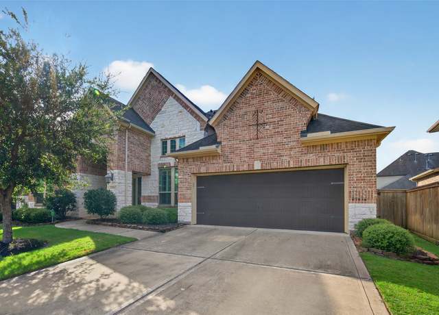 Property at 13906 Bell Valley Ct, Houston, TX 77059, 4 beds, 3.5 baths