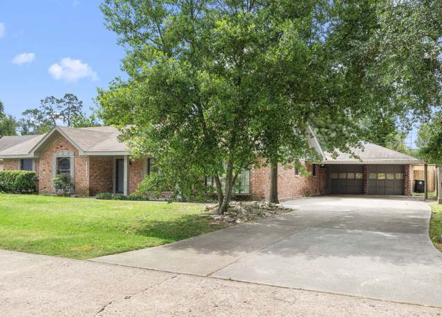 Property at 10139 Knoboak Dr, Houston, TX 77080, 3 beds, 2.5 baths