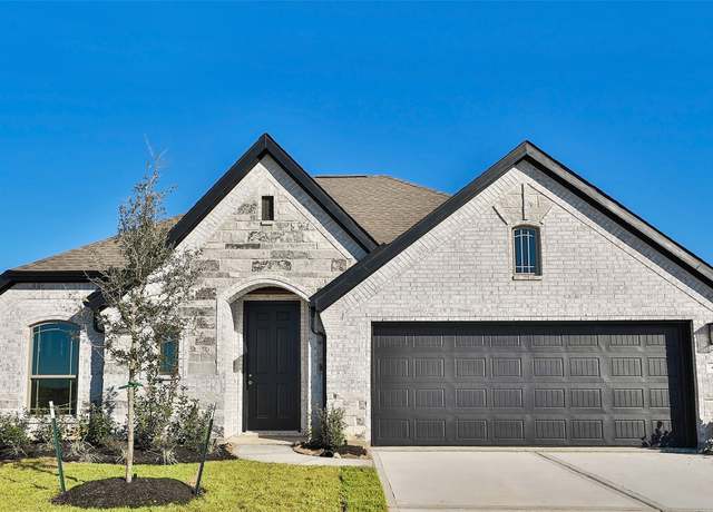 Property at 439 Fields Forest Ln, Dayton, TX 77535, 3 beds, 2 baths