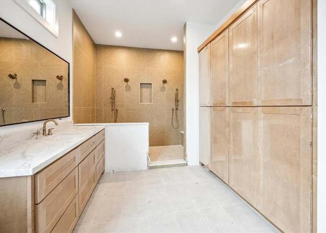 Property at 3018 Mid Ln, Houston, TX 77027, 3 beds, 3.5 baths