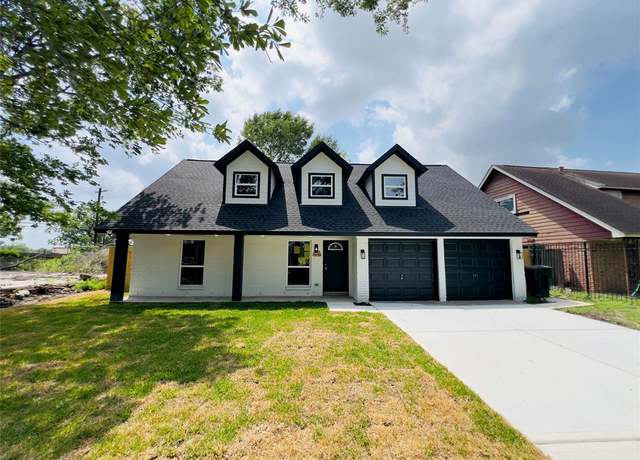 Property at 5618 Grace Point Ln, Houston, TX 77048, 3 beds, 2 baths