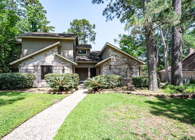 Property at 1714 Woodland Vista Dr, Houston, TX 77339, 3 beds, 3 baths