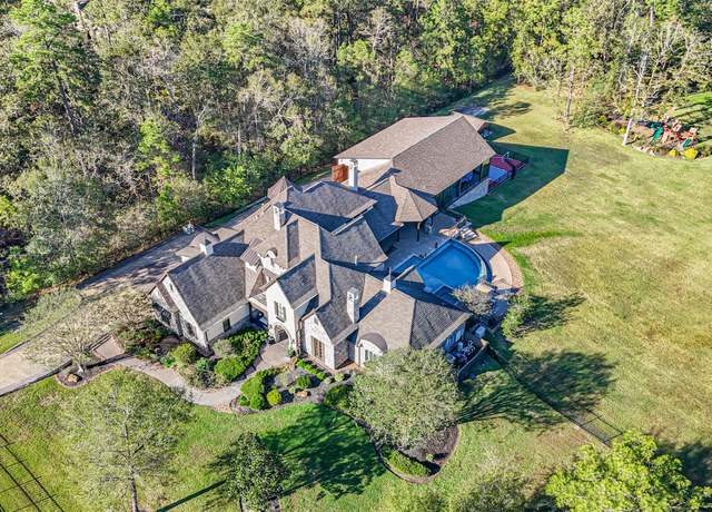 Property at 5015 Ossineke Ct, Spring, TX 77386, 4 beds, 5.5 baths