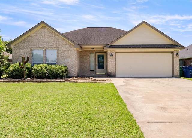 Property at 125 Dove Trl, Richwood, TX 77531, 3 beds, 2 baths