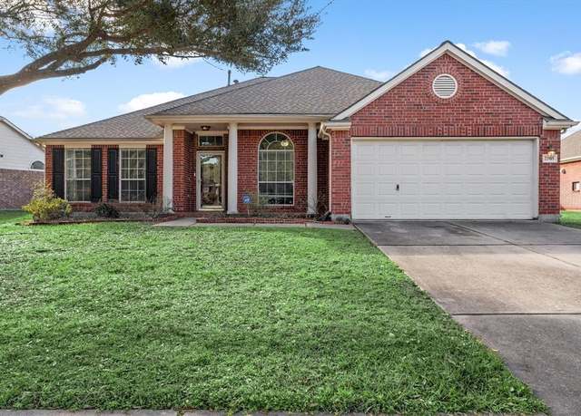 Property at 22985 Woodside Estates Ln, Conroe, TX 77385, 4 beds, 2 baths