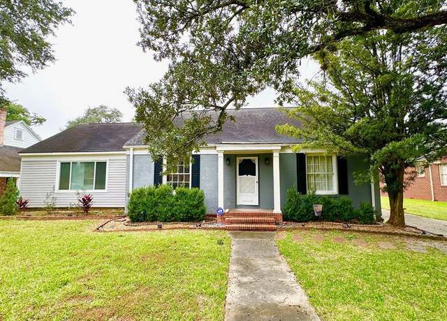 Property at 625 20th St, Beaumont, TX 77706, 3 beds, 2 baths