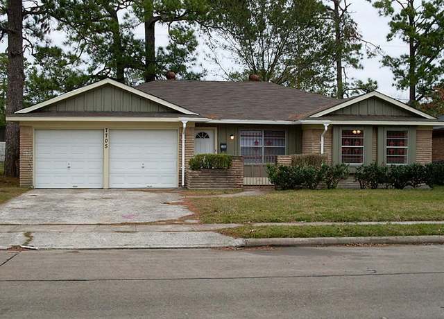 Property at 7705 Parker Rd, Houston, TX 77016, 3 beds, 2 baths