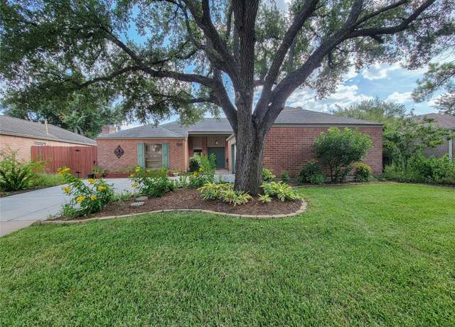 Property at 12215 Piping Rock Dr, Houston, TX 77077, 4 beds, 2 baths