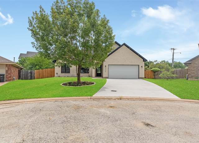 Property at 1112 Mallory Ct, College Station, TX 77845, 4 beds, 2.5 baths
