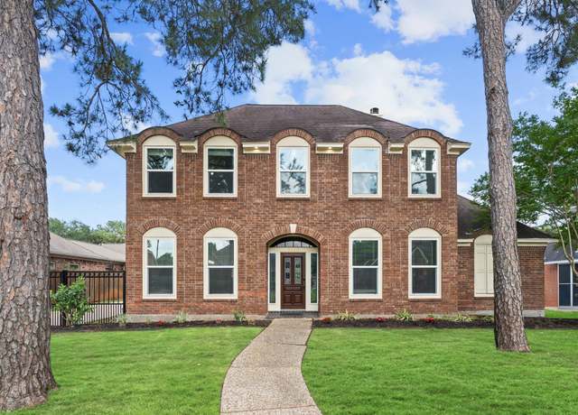 Property at 5022 Hastingwood Dr, Houston, TX 77084, 4 beds, 3.5 baths