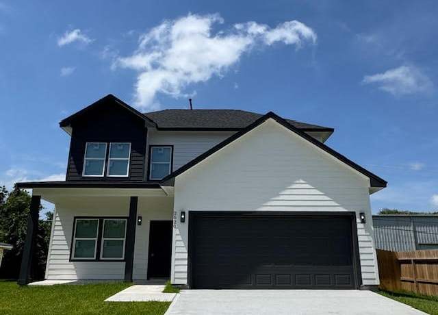 Property at 2520 27th Ave N, Texas City, TX 77590, 3 beds, 2.5 baths
