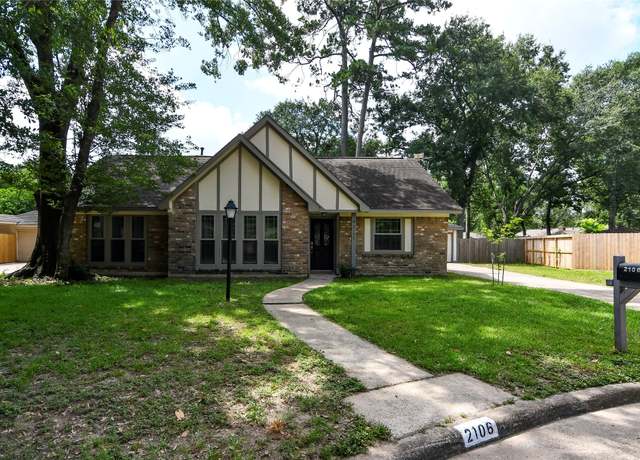 Property at 2106 Silver Falls Dr, Houston, TX 77339, 4 beds, 2 baths