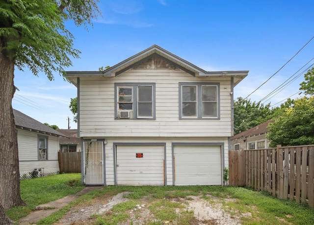 Property at 4410 Brady St, Houston, TX 77011, 4 beds, 3 baths