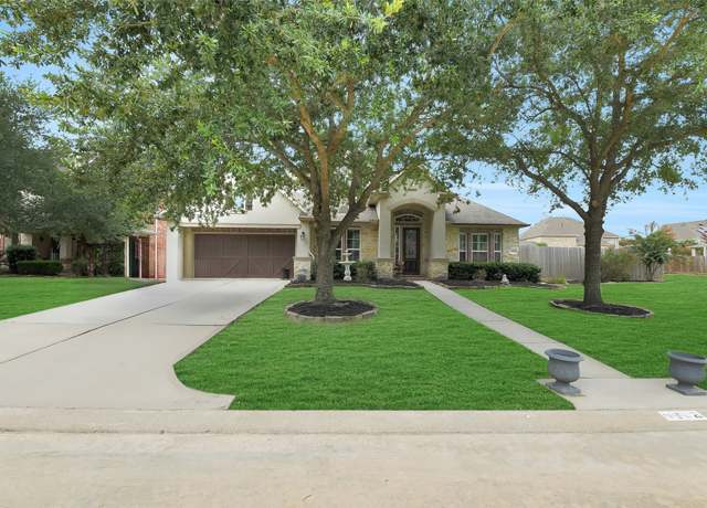 Property at 5702 Silverthorn Glen Dr, Spring, TX 77379, 4 beds, 3 baths