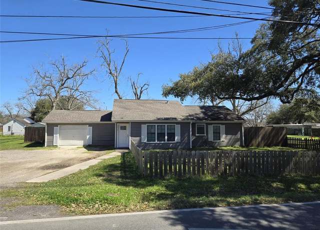 Property at 5818 1st St, Crosby, TX 77532, 3 beds, 1 bath