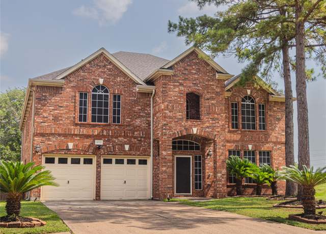 Property at 10722 Trail Ridge Dr, Houston, TX 77064, 5 beds, 2.5 baths