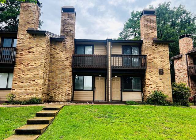 Property at 2521 Crosstimbers St Unit B4, Huntsville, TX 77320, 2 beds, 2 baths