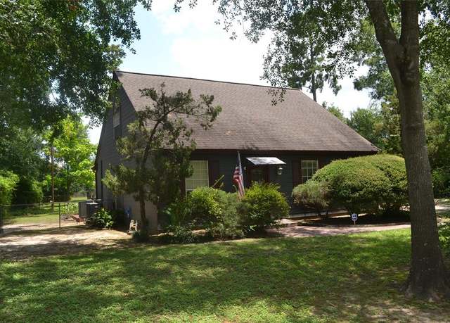 Property at 11014 Indian Trails Dr, Tomball, TX 77375, 3 beds, 2 baths