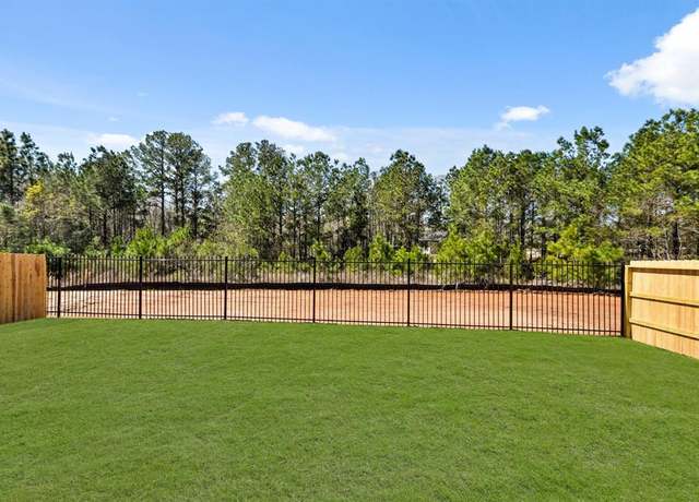 Property at 391 Springfield Terrace Dr, Conroe, TX 77304, 4 beds, 3 baths