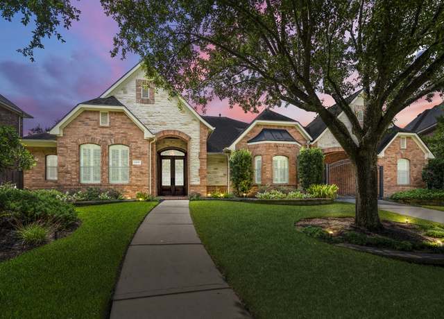 Property at 1406 Earlington Manor Ct, Spring, TX 77379, 4 beds, 4 baths