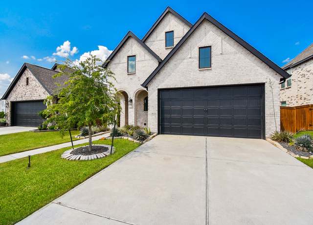 Property at 4007 Kinsey St, Iowa Colony, TX 77583, 4 beds, 3 baths