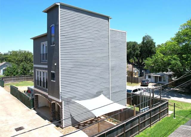 Property at 604B W 28th Street St, Houston, TX 77008, 3 beds, 3.5 baths