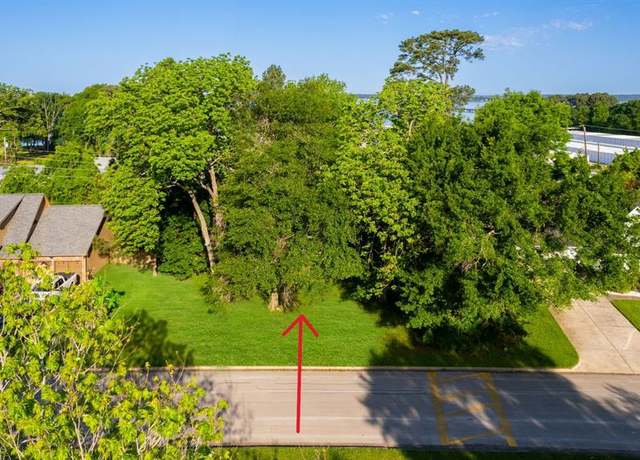Property at 15142 Constellation Cir W, Willis, TX 77318