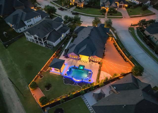 Property at 7103 Prairie Grass Ln, Katy, TX 77493, 4 beds, 4 baths
