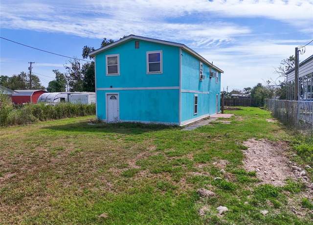 Property at 381 Center St, Matagorda, TX 77457, 2 beds, 1 bath