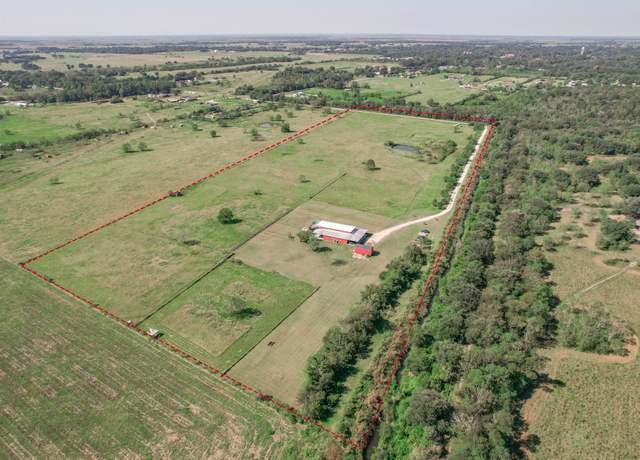 Property at 1213 Big Hill Rd, Winnie, TX 77665, 4 beds, 3.5 baths