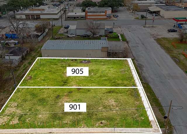 Property at 901 5th St, Rosenberg, TX 77471