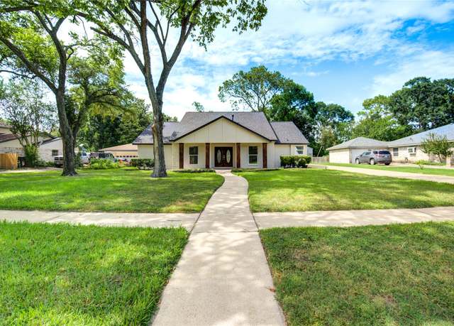 Property at 15402 Ashburton Dr, Jersey Village, TX 77040, 4 beds, 2.5 baths