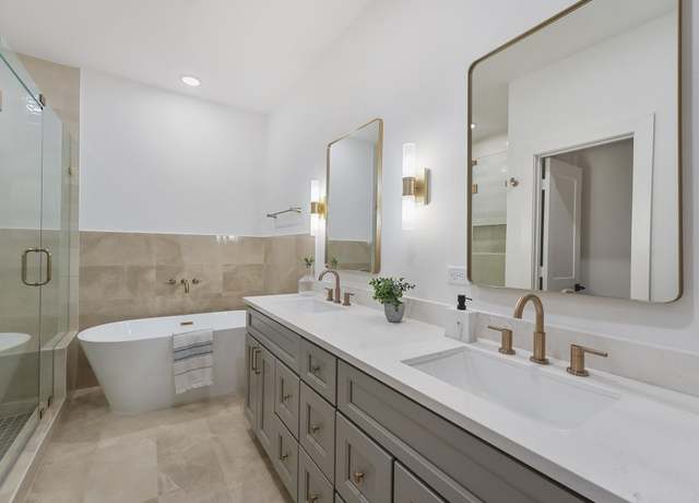 Property at 5014 Golden Forest Dr, Houston, TX 77091, 3 beds, 2.5 baths