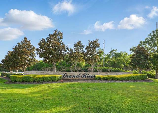 Property at 3022 Blue Grass Dr, Richmond, TX 77406