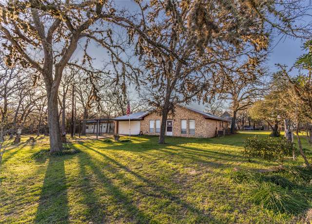 Property at 125 Forrest Ln, Brenham, TX 77833, 3 beds, 2 baths