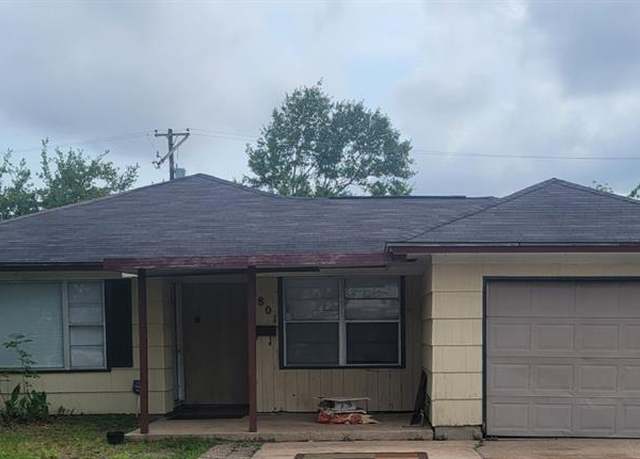Property at 3801 Woodrow Dr, Port Arthur, TX 77642, 4 beds, 2 baths