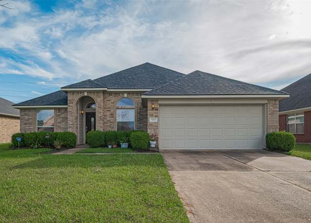 Property at 9202 Sorrell Hollow Ln, Rosenberg, TX 77469, 4 beds, 2 baths