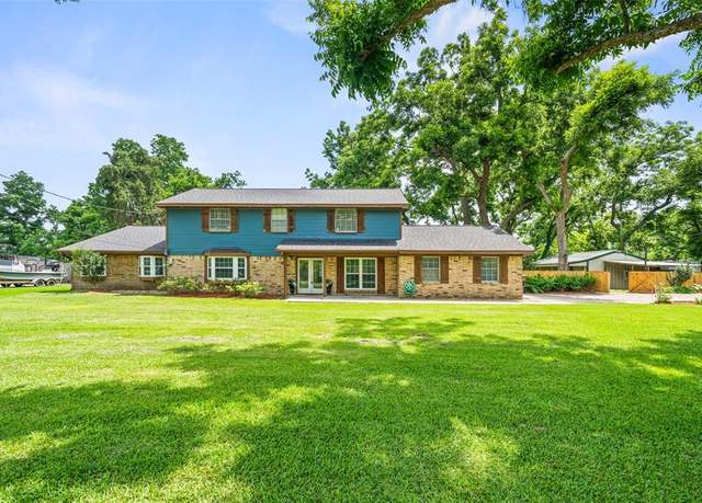 Property at 249 Pecan Estates Rd Unit C616R, Angleton, TX 77515, 6 beds, 4.5 baths