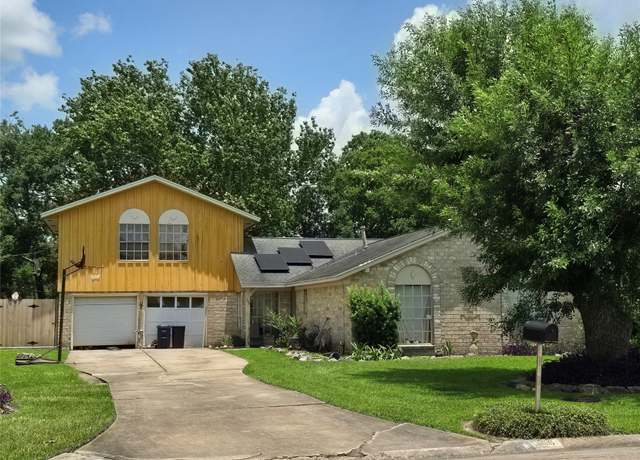 Property at 106 Burgundy Ln, League City, TX 77573, 4 beds, 2 baths