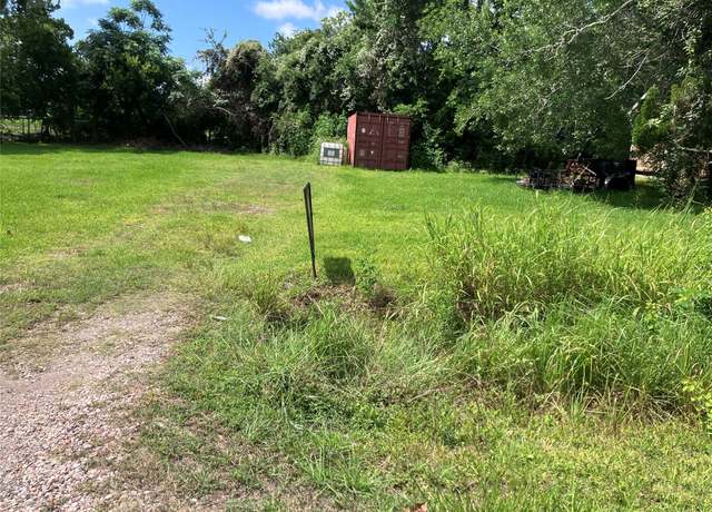 Property at 5915 Woodrow St, Texas City, TX 77591