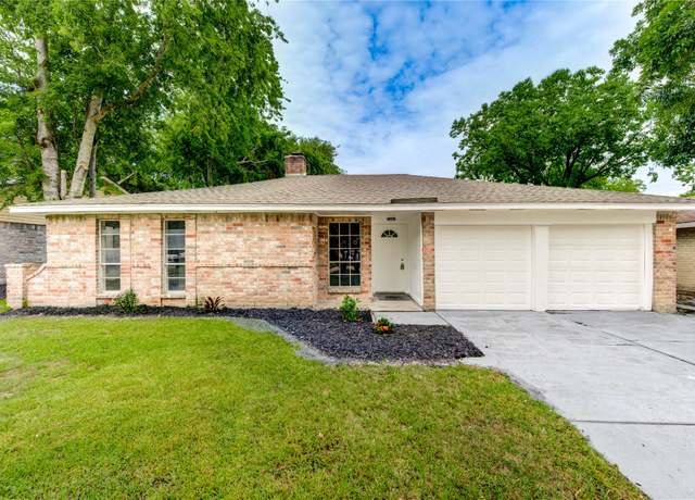 Property at 9627 Crooked Wood Ln, Houston, TX 77086, 3 beds, 2 baths