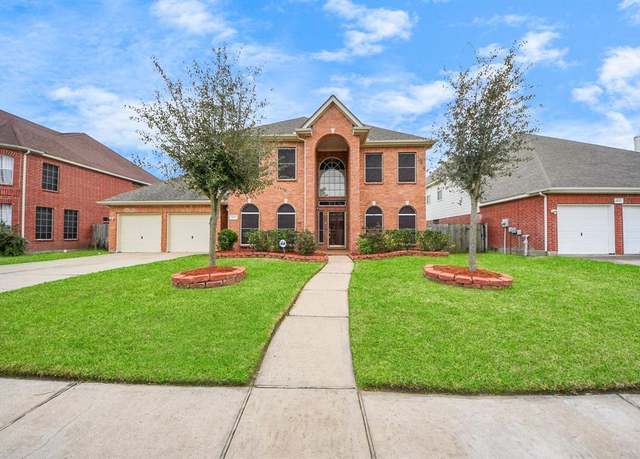 Property at 14731 Ravenscroft Way, Houston, TX 77083, 4 beds, 3.5 baths