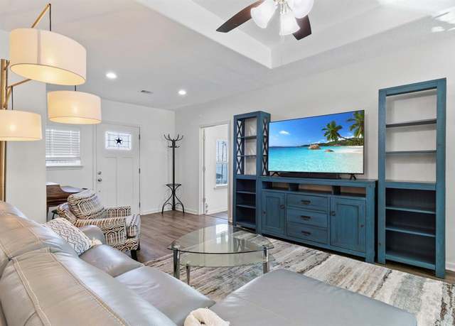 Property at 400 E Woodland Shores Dr, Point Blank, TX 77364, 3 beds, 2.5 baths