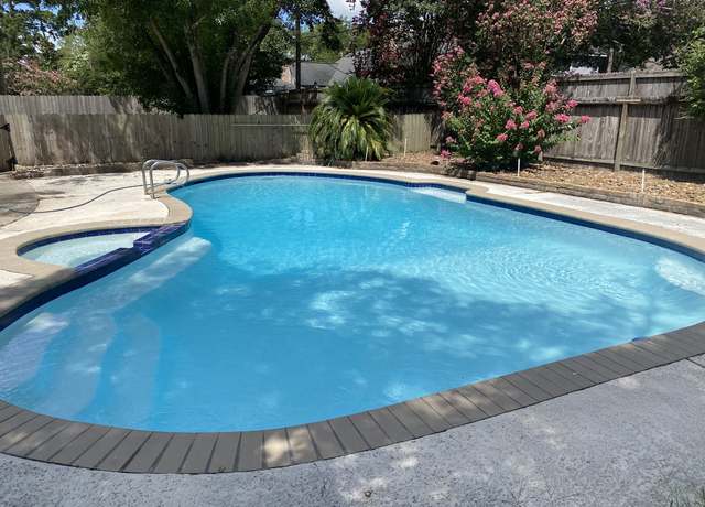 Property at 8206 Ash Valley Dr, Spring, TX 77379, 4 beds, 2.5 baths